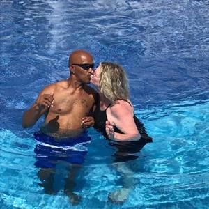 Meet your Posher, Rhonda